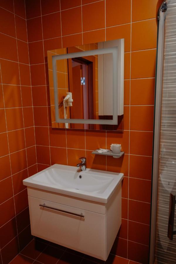 Lomo Hotel Umanʼ Εξωτερικό φωτογραφία