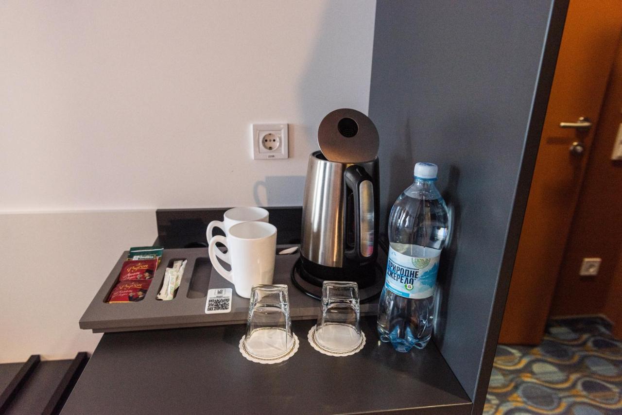 Lomo Hotel Umanʼ Εξωτερικό φωτογραφία