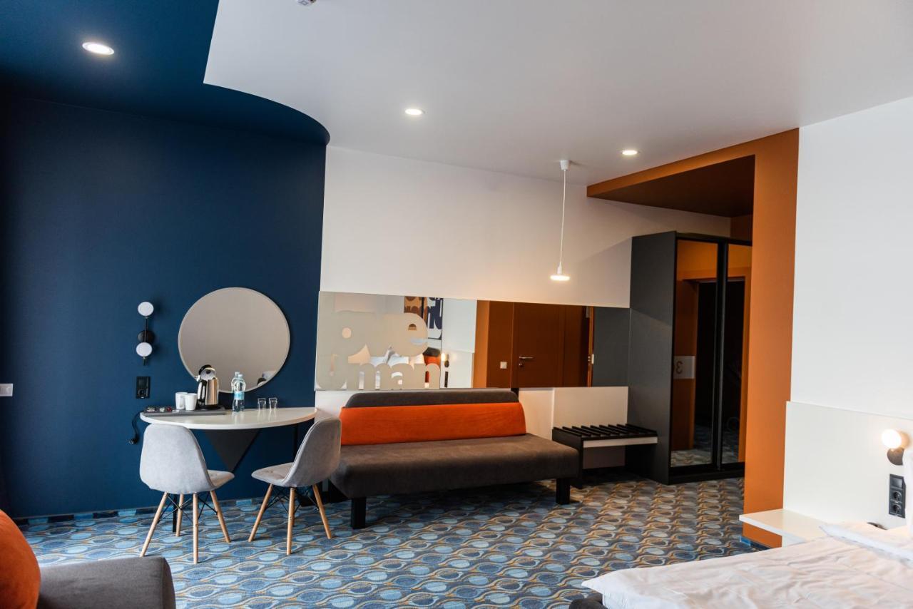 Lomo Hotel Umanʼ Εξωτερικό φωτογραφία